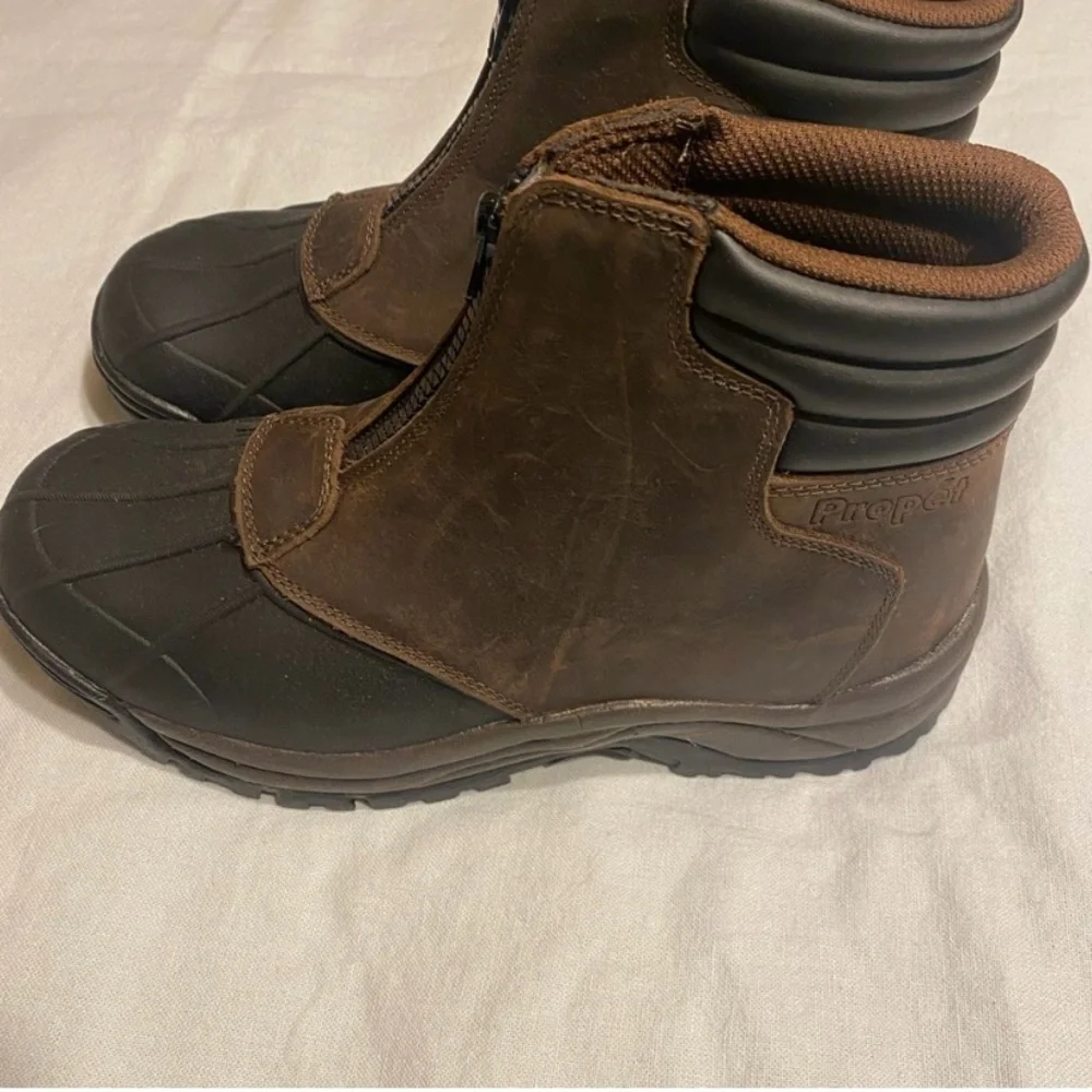 Propet Men’s Blizzard Mid-Zip Boots